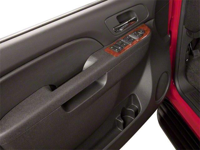 2011 Chevrolet Avalanche 4-Wheel Drive LT