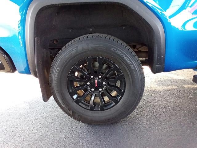 2023 GMC Sierra 1500 Crew Cab Short Box 4-Wheel Drive AT4X