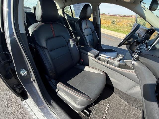 2025 Nissan Sentra SR CVT