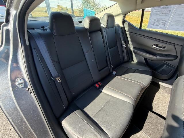 2025 Nissan Sentra SR CVT
