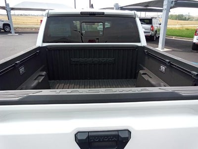 2025 Toyota Tacoma 4WD 4WD TRD Sport Hybrid Double Cab 5' Bed AT (Natl)