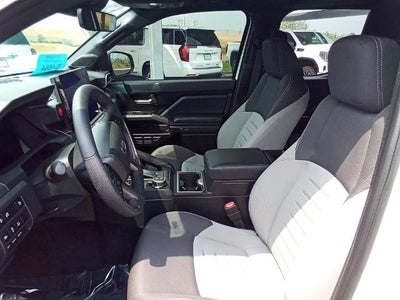 2025 Toyota Tacoma 4WD 4WD TRD Sport Hybrid Double Cab 5' Bed AT (Natl)