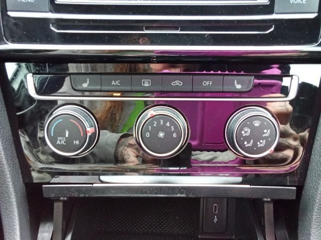 2020 Volkswagen Golf GTI 2.0T Autobahn DSG