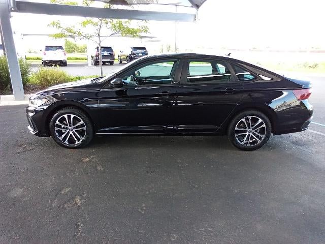 2025 Volkswagen Jetta Sport Auto