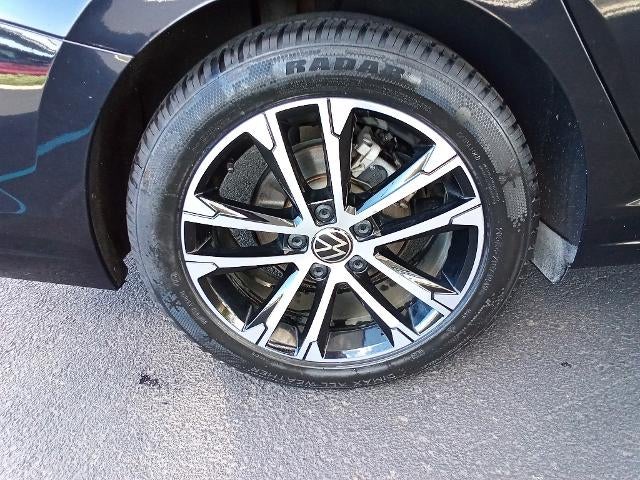 2025 Volkswagen Jetta Sport Auto