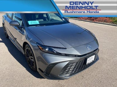 2025 Toyota Camry LE (SE)