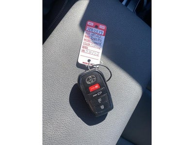 2025 Toyota Camry LE (SE)