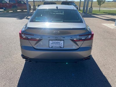 2025 Toyota Camry LE (SE)