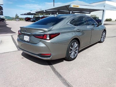 2021 Lexus ES 300h FWD