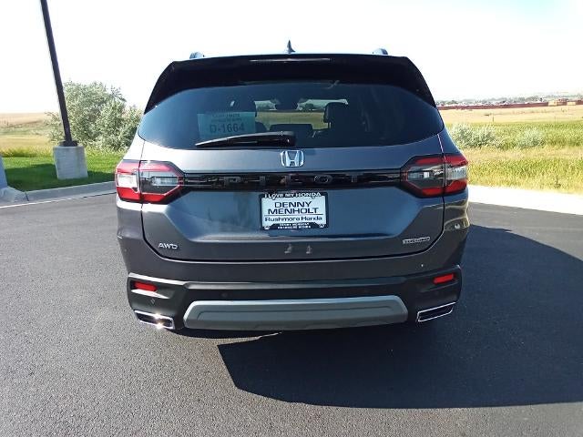 2025 Honda Pilot Touring AWD