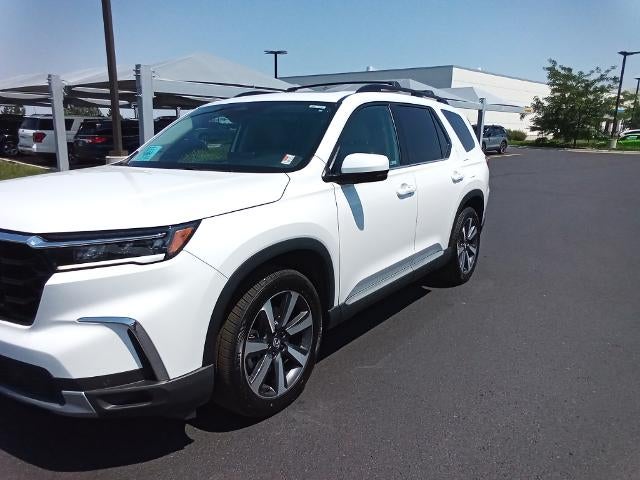 2023 Honda Pilot Touring AWD
