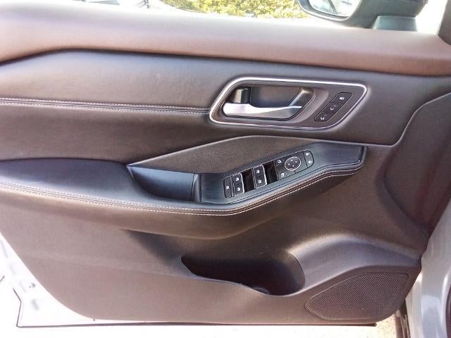 2021 Nissan Rogue AWD SL