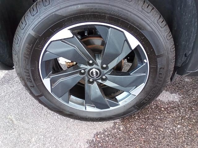 2024 Nissan Rogue AWD SV