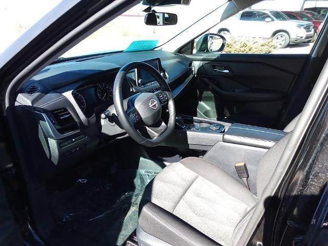 2025 Nissan Rogue AWD SV