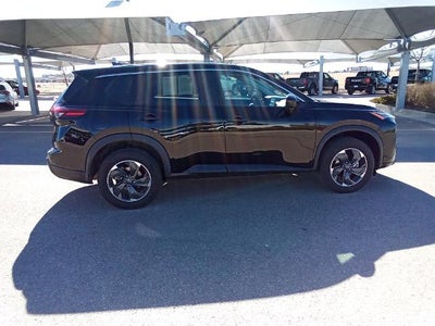 2025 Nissan Rogue AWD SV