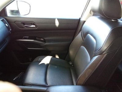 2024 Nissan Pathfinder SL 4WD