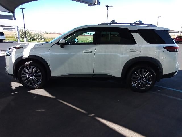 2024 Nissan Pathfinder SL 4WD