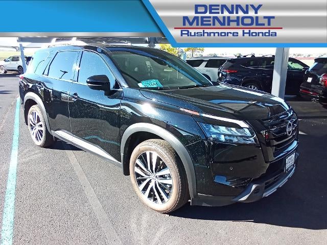 2025 Nissan Pathfinder Platinum 4WD