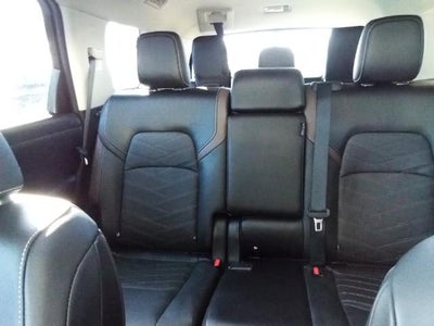 2025 Nissan Pathfinder Platinum 4WD
