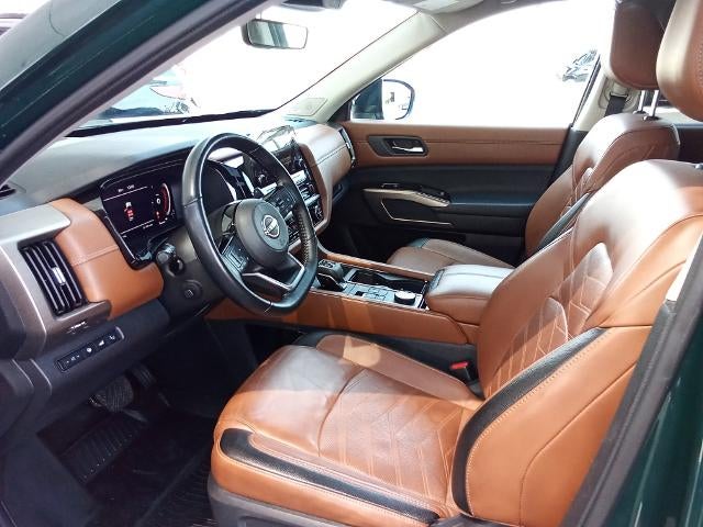 2023 Nissan Pathfinder Platinum 4WD