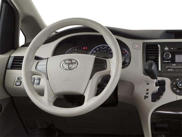2012 Toyota Sienna 5dr 7-Pass Van V6 XLE AWD (Natl)