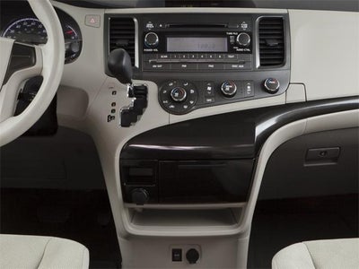 2012 Toyota Sienna 5dr 7-Pass Van V6 XLE AWD (Natl)