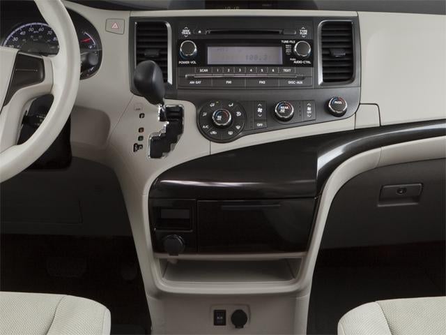 2012 Toyota Sienna 5dr 7-Pass Van V6 XLE AWD (Natl)