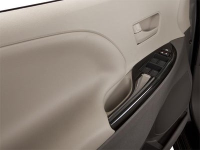 2012 Toyota Sienna 5dr 7-Pass Van V6 XLE AWD (Natl)
