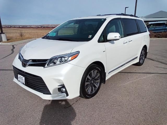 2020 Toyota Sienna XLE AWD 7-Passenger (Natl)