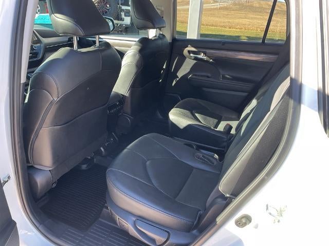 2022 Toyota Highlander Limited AWD (Natl)