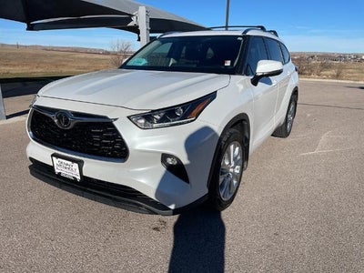 2022 Toyota Highlander Limited AWD (Natl)