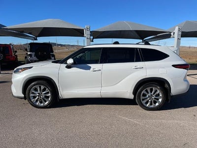2022 Toyota Highlander Limited AWD (Natl)