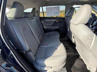 2023 Toyota Highlander Limited AWD (Natl)