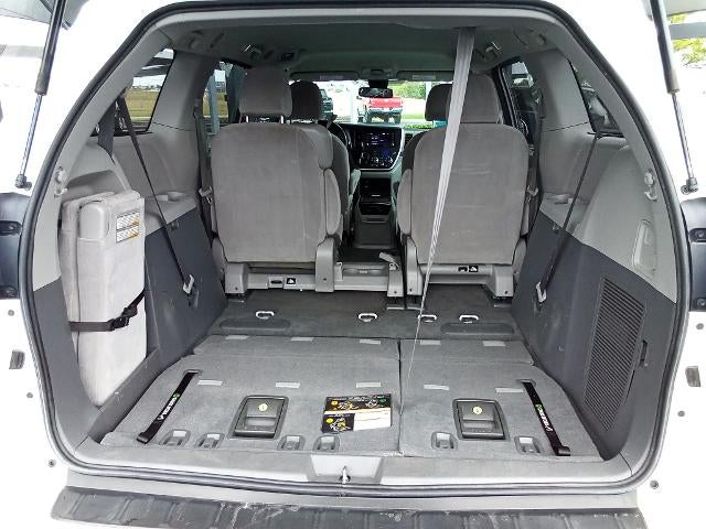 2020 Toyota Sienna LE FWD 8-Passenger (Natl)
