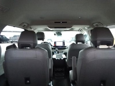 2023 Toyota Sienna Limited AWD 7-Passenger (Natl)
