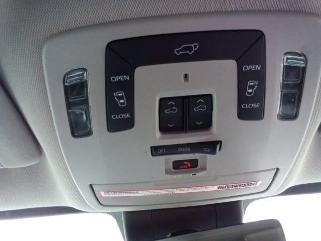 2023 Toyota Sienna Limited AWD 7-Passenger (Natl)