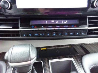 2023 Toyota Sienna Limited AWD 7-Passenger (Natl)