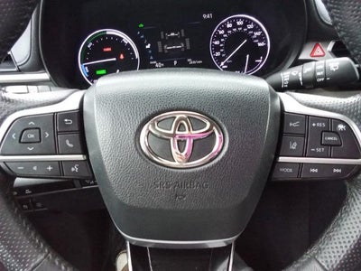 2023 Toyota Sienna Limited AWD 7-Passenger (Natl)