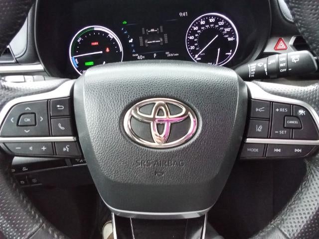 2023 Toyota Sienna Limited AWD 7-Passenger (Natl)