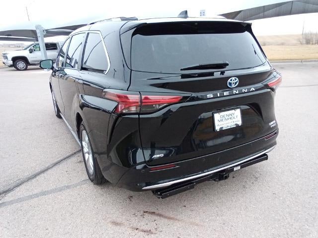 2023 Toyota Sienna Limited AWD 7-Passenger (Natl)