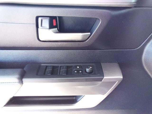 2023 Toyota Tundra 4WD 4WD SR5 CrewMax 5.5' Bed (Natl)