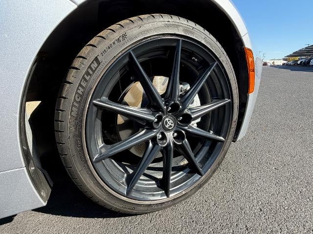 2023 Toyota GR86 Premium Auto (Natl)