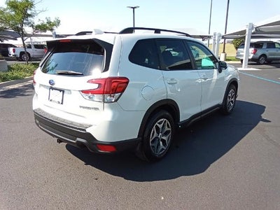 2021 Subaru Forester Premium CVT