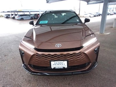 2025 Toyota Crown Signia Limited AWD (Natl)