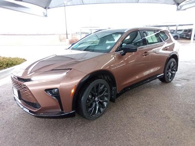 2025 Toyota Crown Signia Limited AWD (Natl)