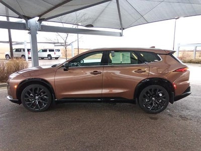 2025 Toyota Crown Signia Limited AWD (Natl)