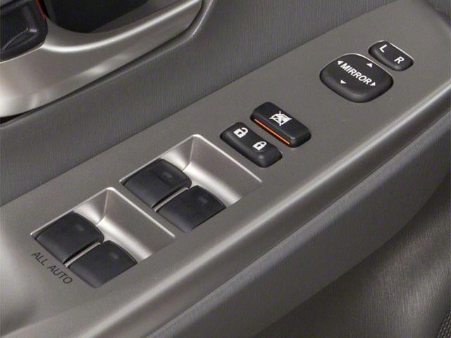 2012 Toyota Prius v 5dr Wgn Two (Natl)
