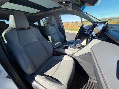 2021 Toyota Venza Limited AWD (Natl)