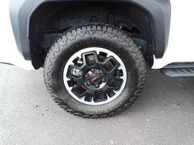 2025 Toyota 4Runner TRD Off Road 4WD (Natl)