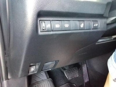 2024 Toyota RAV4 Prime SE (Natl)